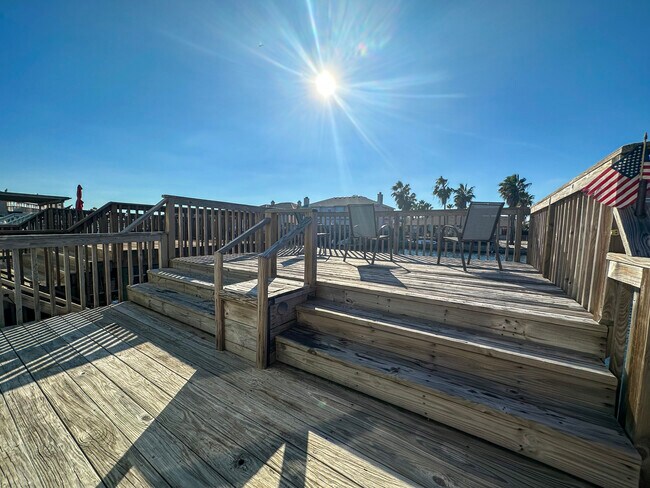 Building Photo - 15409 Salt Cay Ct