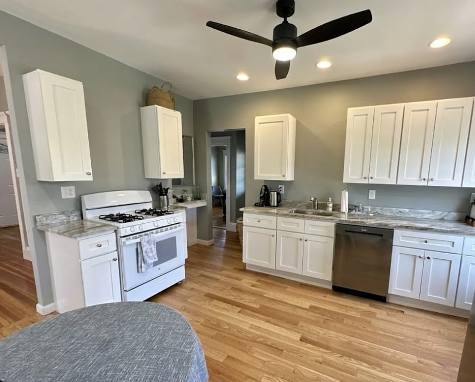 Building Photo - 64 Parkton Rd