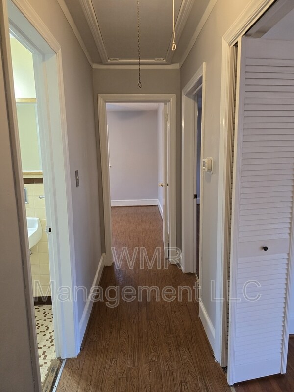 Building Photo - 4120 Leeds Dr