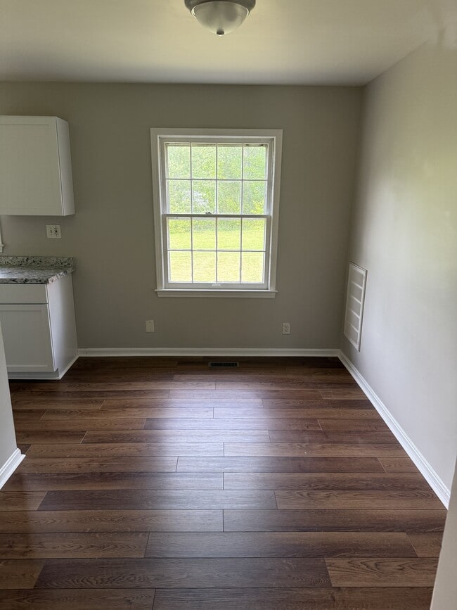 Building Photo - 8909 Brandywyne Dr