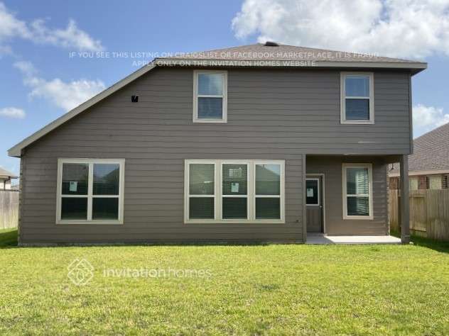 Building Photo - 752 Scenic Lake Dr