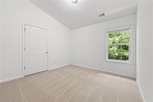 Building Photo - 350 Creek Manor Way