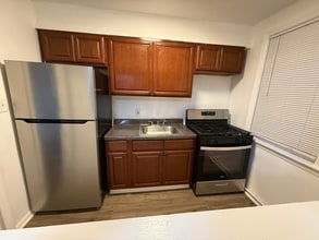 Building Photo - Ridley Town Manor II LLC