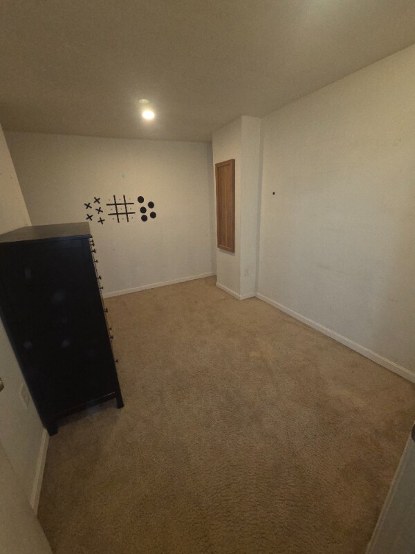 Building Photo - 17 Casino Ct