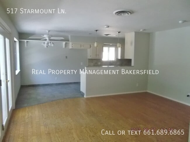 Building Photo - 517 Starmount Ln