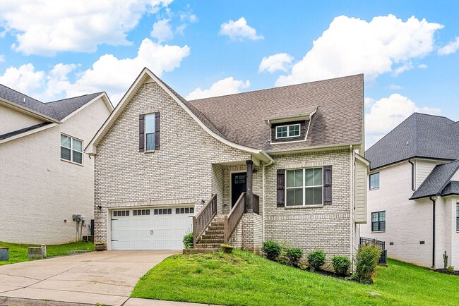 Building Photo - 4 Bedroom 2 1/2 Bath Home For Rent in Gate...