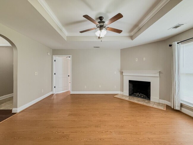 Building Photo - 1122 Emerald Ridge Dr