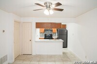 Building Photo - 11610 Vance Jackson Rd