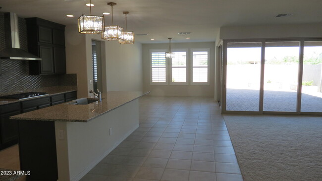Building Photo - 5862 N 86th Dr