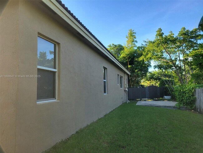 Building Photo - 13196 SW 190th St
