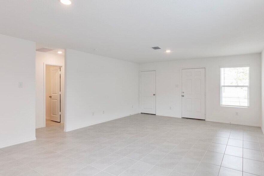 Building Photo - 7769 Ruellia Rd