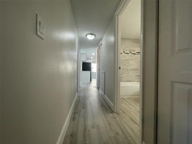 Building Photo - 139 Hunter Lake Dr