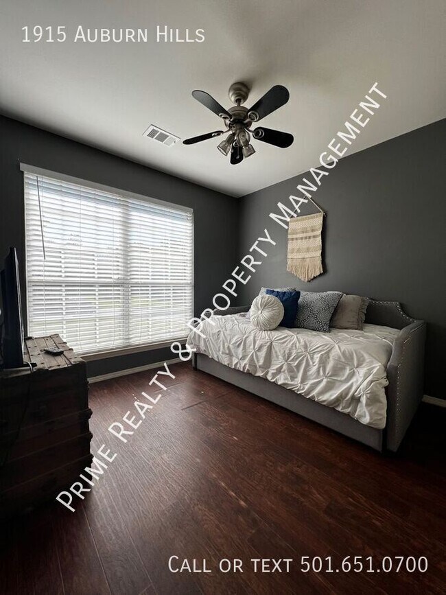 Building Photo - 1915 Auburn Hills Dr