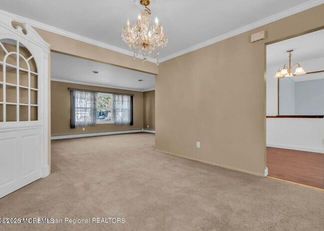 Building Photo - 44 Fairfield Rd