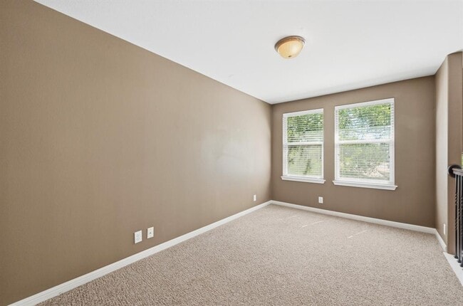 Building Photo - 11417 Lost Maples Trail