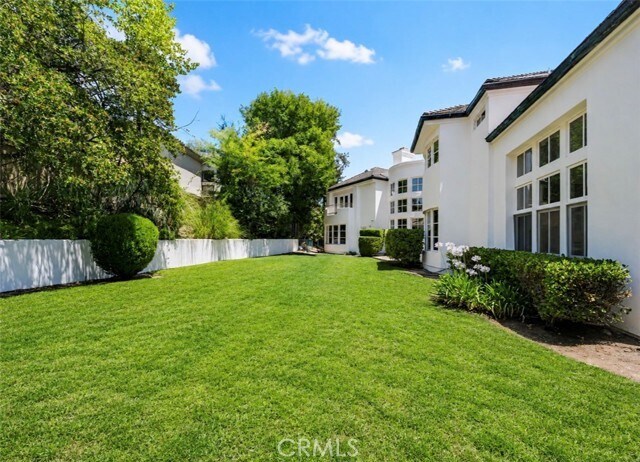 Building Photo - 3907 Peartree Pl