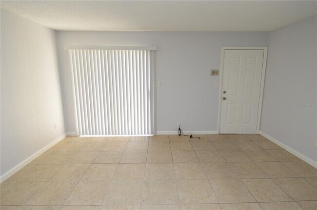 Building Photo - 8645 Fancy Finch Dr