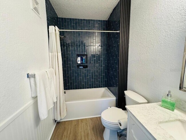 Building Photo - 2513 Maitland Crossing Way