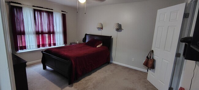 Building Photo - 5343 Cog Hill Ct