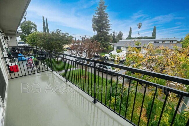 Building Photo - 1746 Kidder Ave