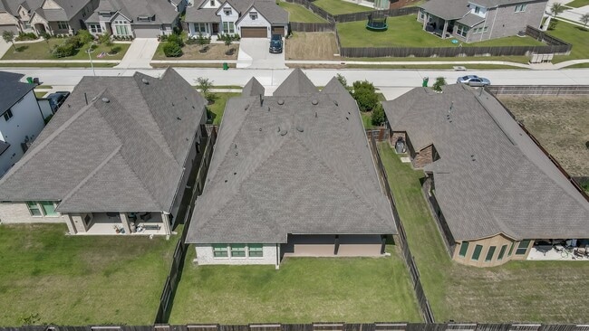 Building Photo - 32336 Noble Crk Dr