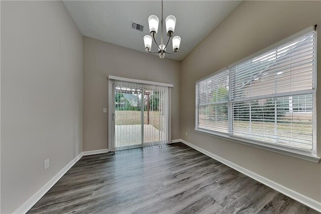 Building Photo - 2940 Trotters Pointe Dr