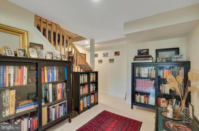 Building Photo - 9504 Milstead Dr