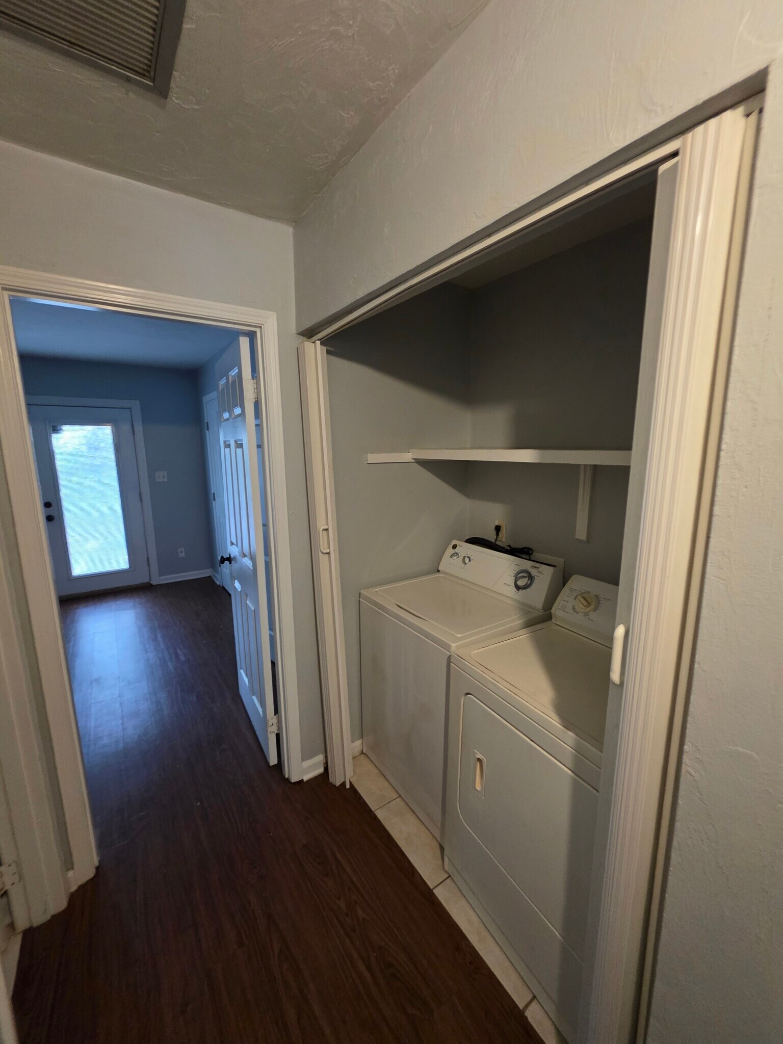 Building Photo - 1259 Orange Ave E