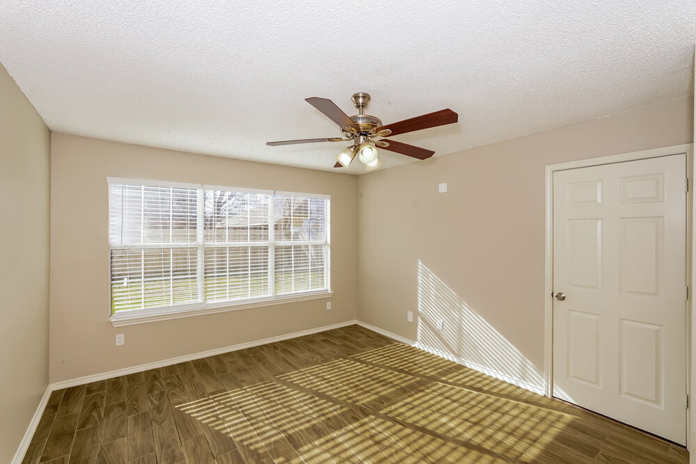 Building Photo - 3305 Wilmington Dr