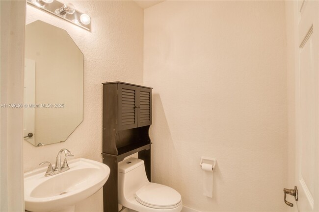 Building Photo - 7856 NW 110th Ave