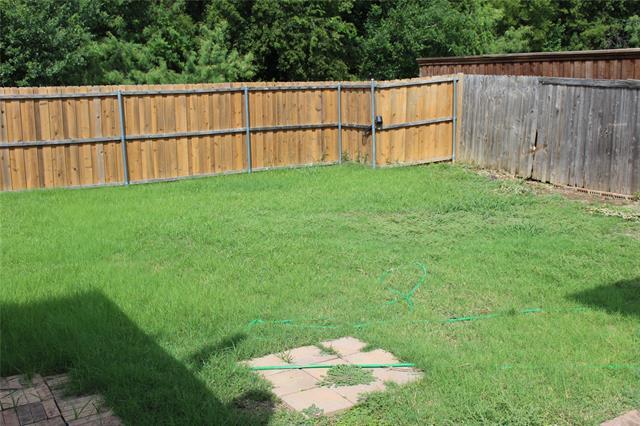 Building Photo - 3805 Silver Maple Dr