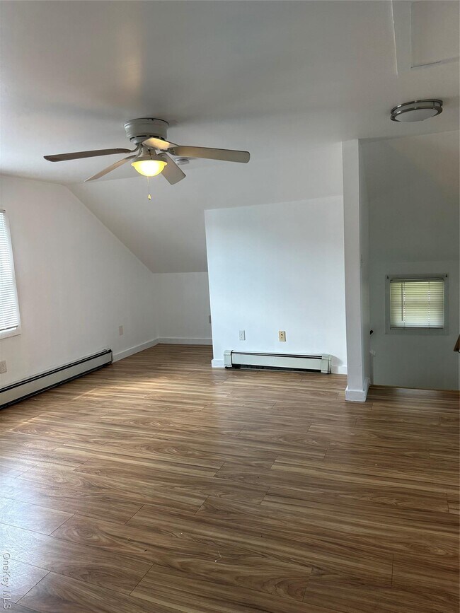 Building Photo - 547 NY-17M