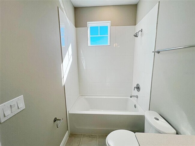 Building Photo - 14111 Frasier St