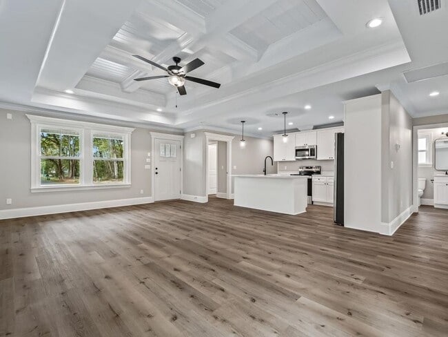 Building Photo - Newly Built 3 Bedroom Home Available Now