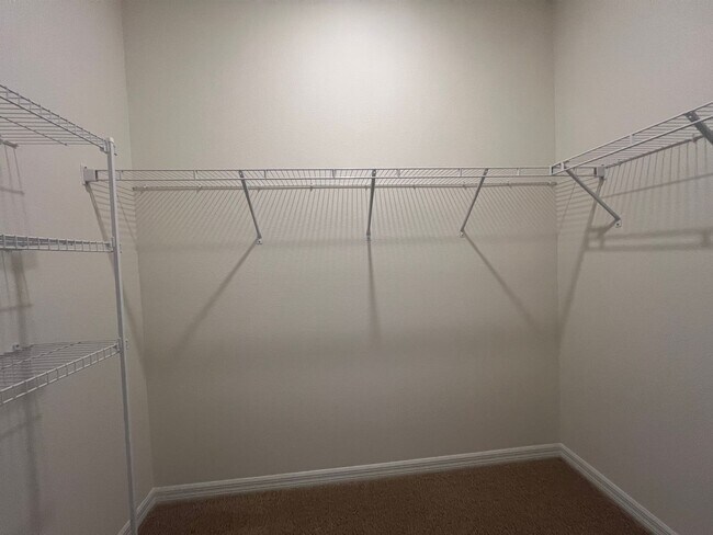 Building Photo - Desirable new build home in the Archers Mi...