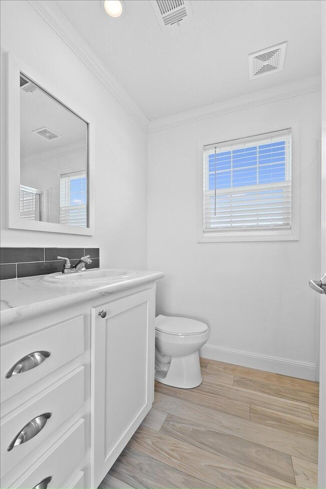 Building Photo - 34 Betty Dr