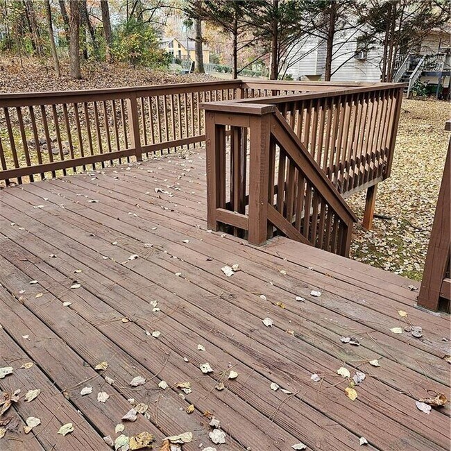 Building Photo - 1955 Morgan Trce