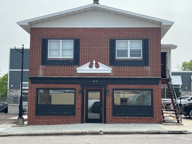 Building Photo - 415 1/2 1st N St