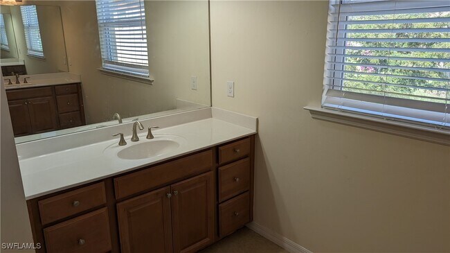 Building Photo - 3552 Brittons Ct