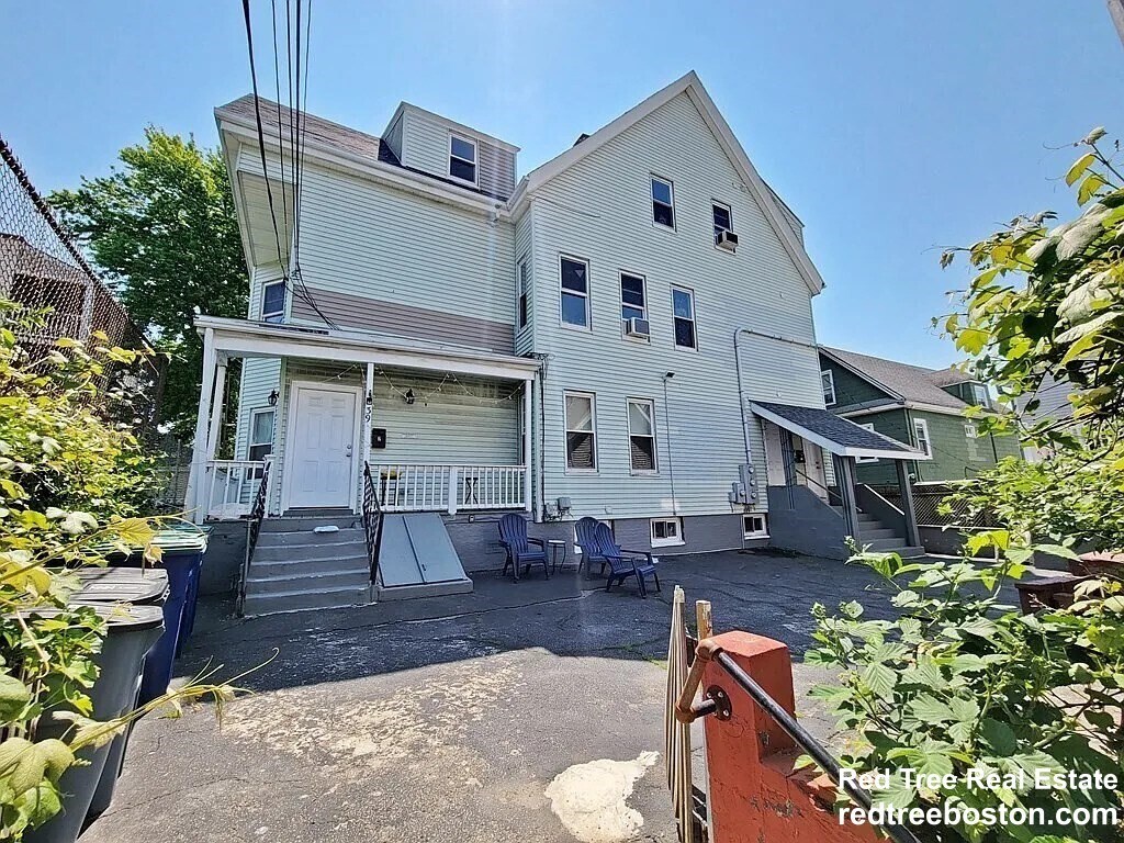 Building Photo - 39 Pinckney St