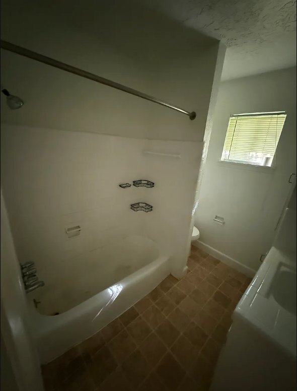 Building Photo - 1023 Lyndon St