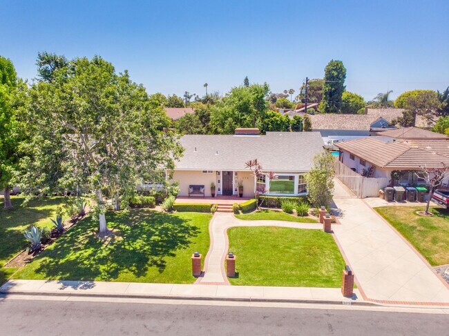 Building Photo - Welcome to Newport Beach