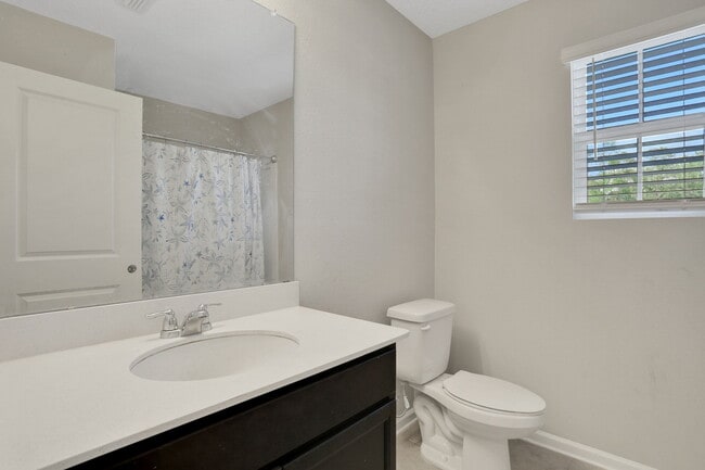 Building Photo - 12517 Creekside Mnr Dr