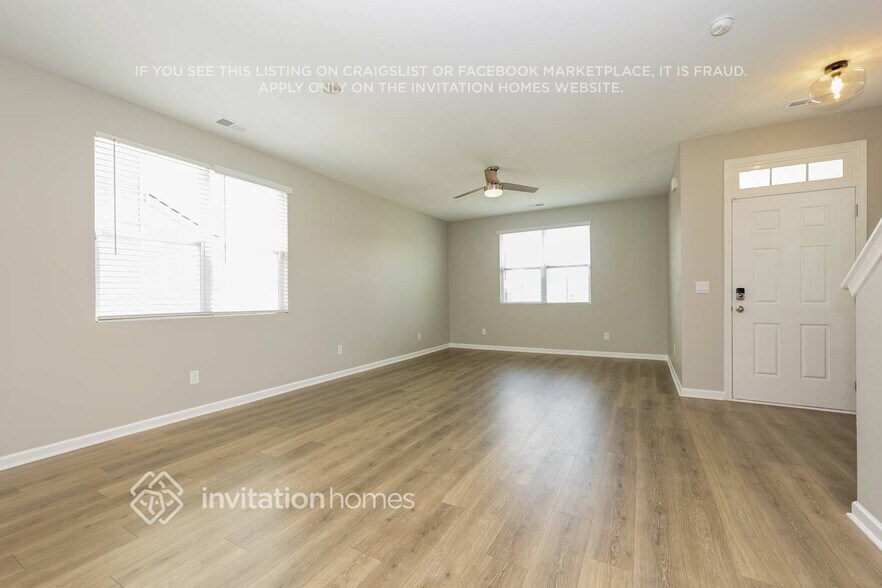 Building Photo - 1512 Ashgrove Pl