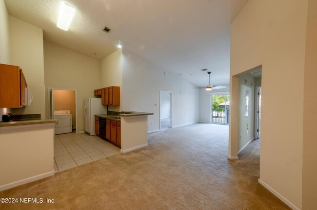 Building Photo - 9505 Armelle Way