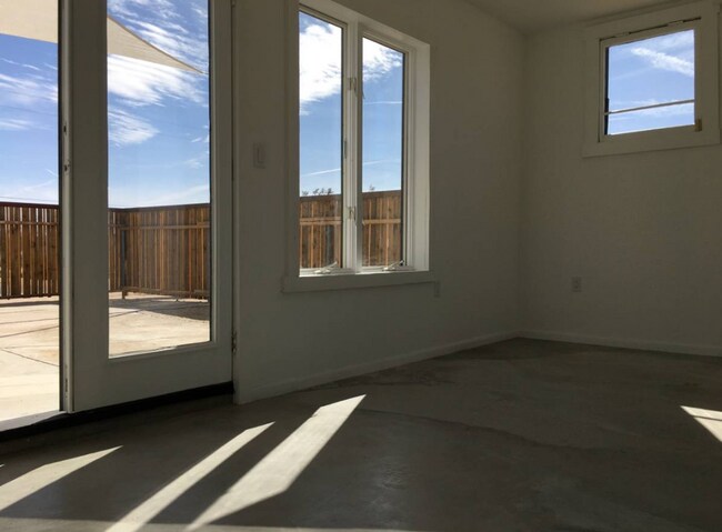 Building Photo - A 2 Bedroom 1 Bath Home With Art Studio