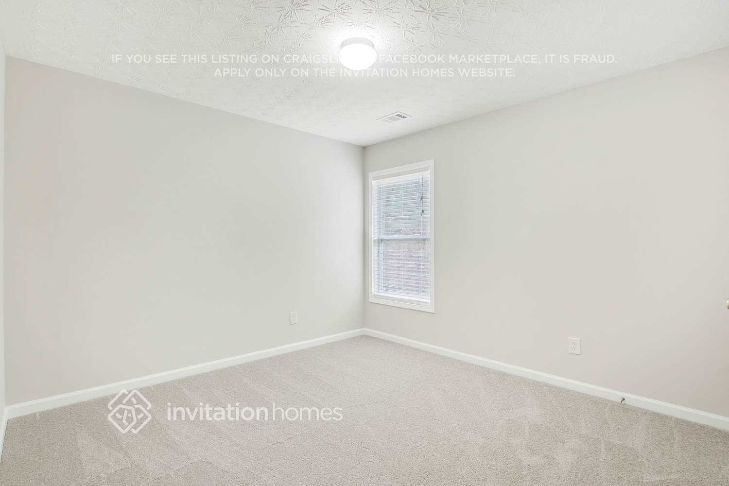 Building Photo - 120 Hydrangea Bend