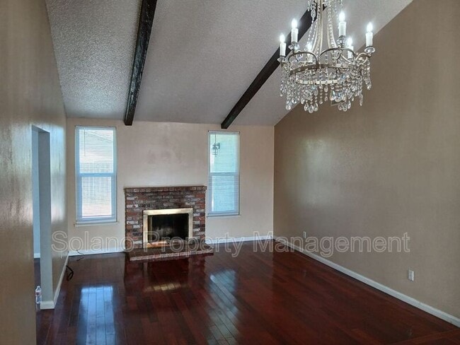Building Photo - 400 Mokelumne Dr