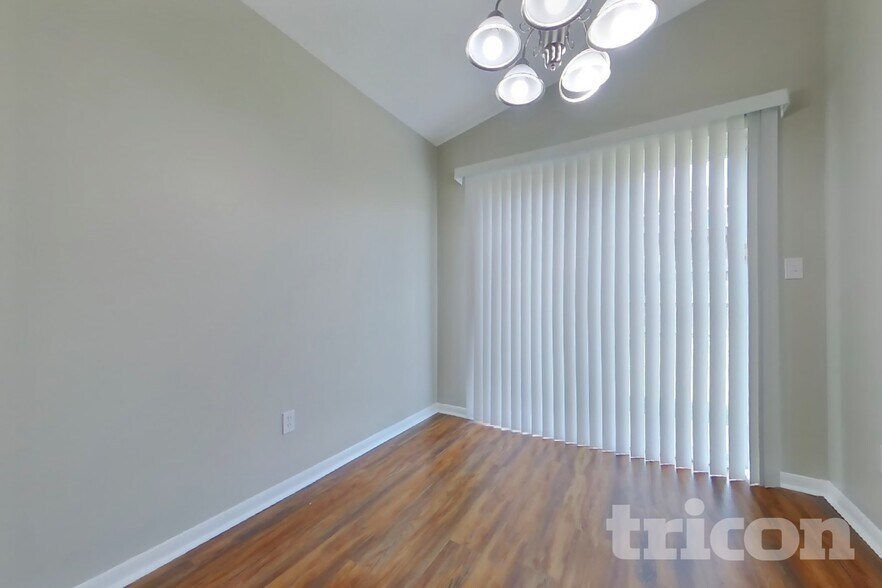 Building Photo - 3130 Kelling St