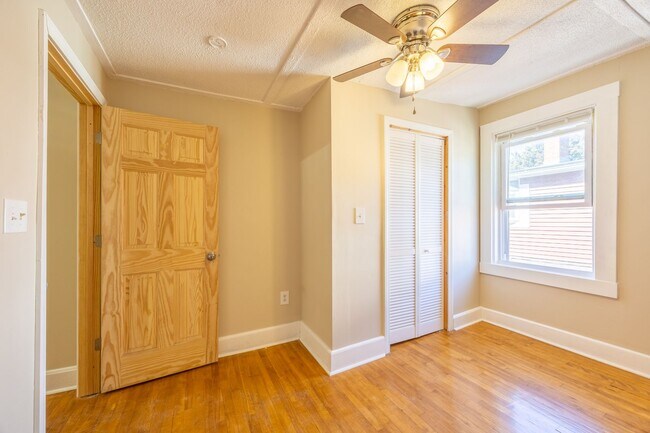 Building Photo - Available Now! Spacious 3-Bedroom Duplex i...